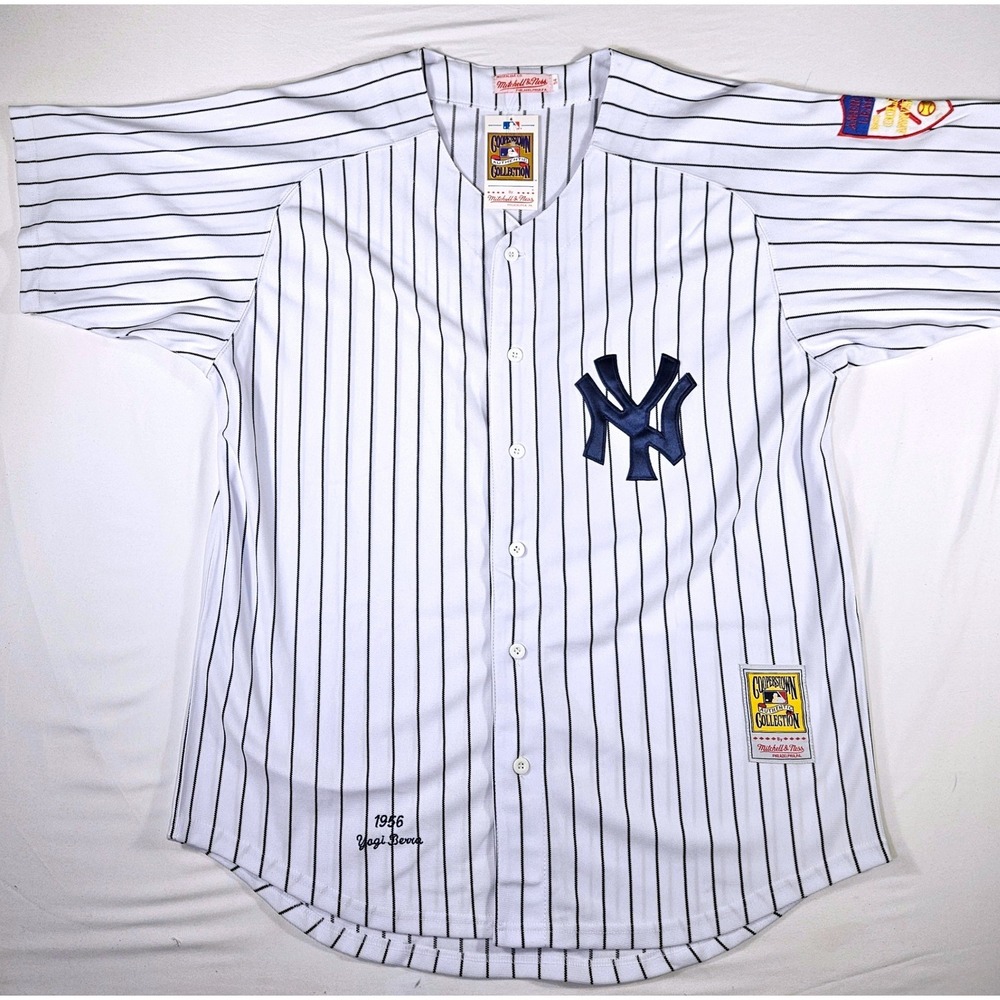 Mitchell & Ness New York Yankees 1956 Yogi Berra Jersey Pinstripe Mens 54